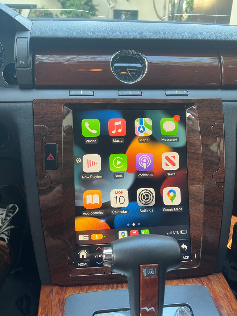 Volkswagen Phaeton Navigation Screen Upgrade with wireless apple carplay