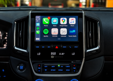 Charger l'image dans la galerie, Toyota Land Cruiser Apple Carplay Upgrade (2016 - 2020) 